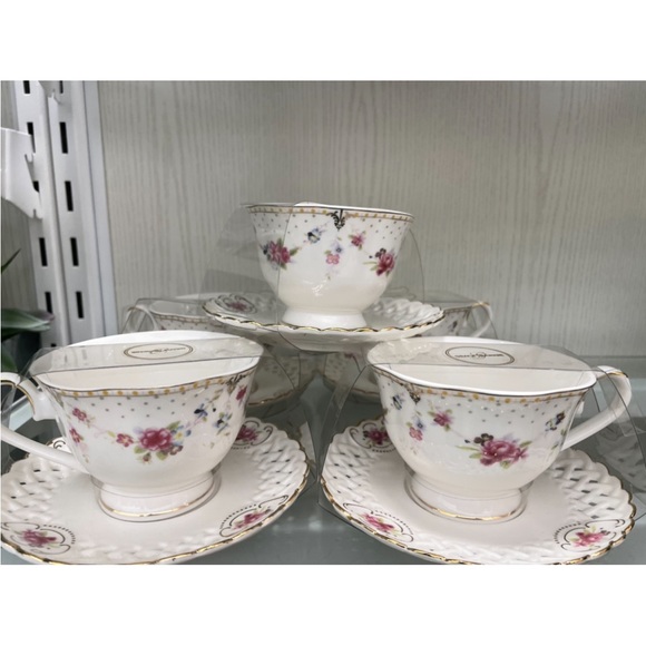 Grace Teaware | Dining | Nw Grace Teaware Shabby Chic Style White Roses ...